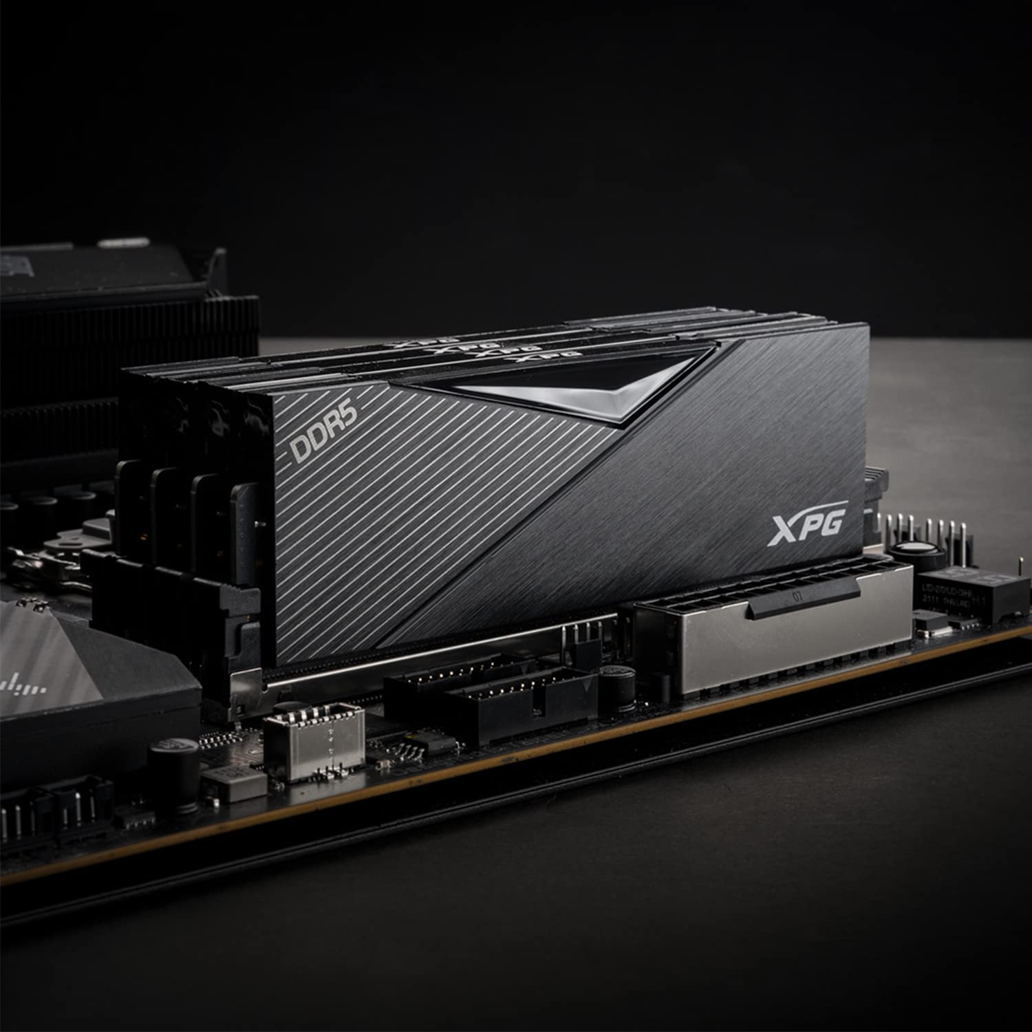 ADATA XPG LANCER 16GB (16GBX1) DDR5 5200MHZ DESKTOP RAM AX5U5200C3816G-CLABK RAM - Image 5
